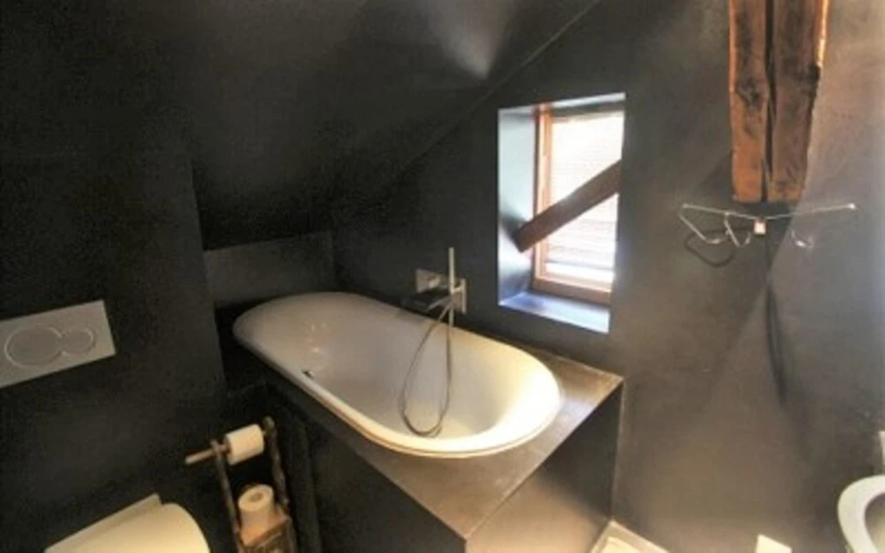 Cosy, 2-bedroom Chalet With Mountain Views Minutes From the Slopes!