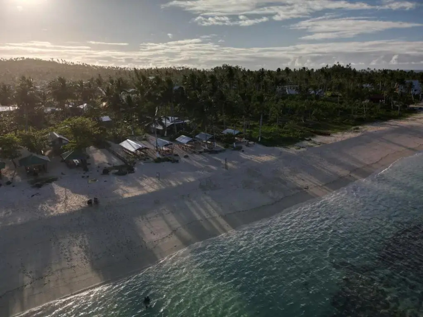 3B Beach Resort Alegria