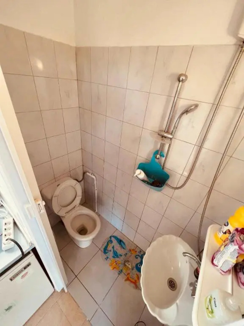 Small house 50 m from the beach