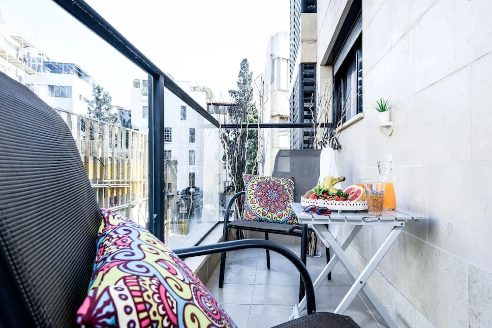 Sea N' Rent - Bar Kokchva Street