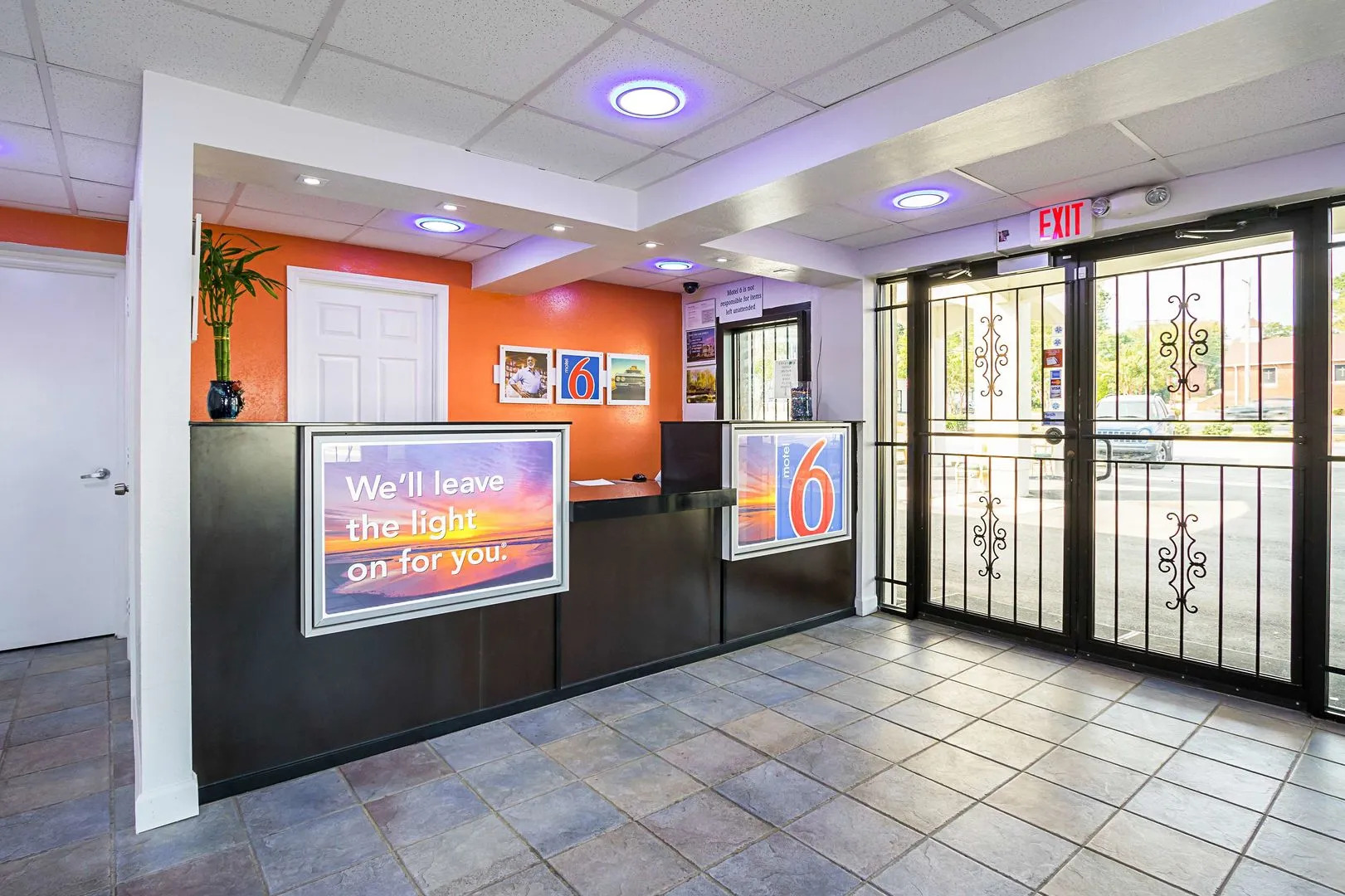 Clarion Pointe Decatur Downtown