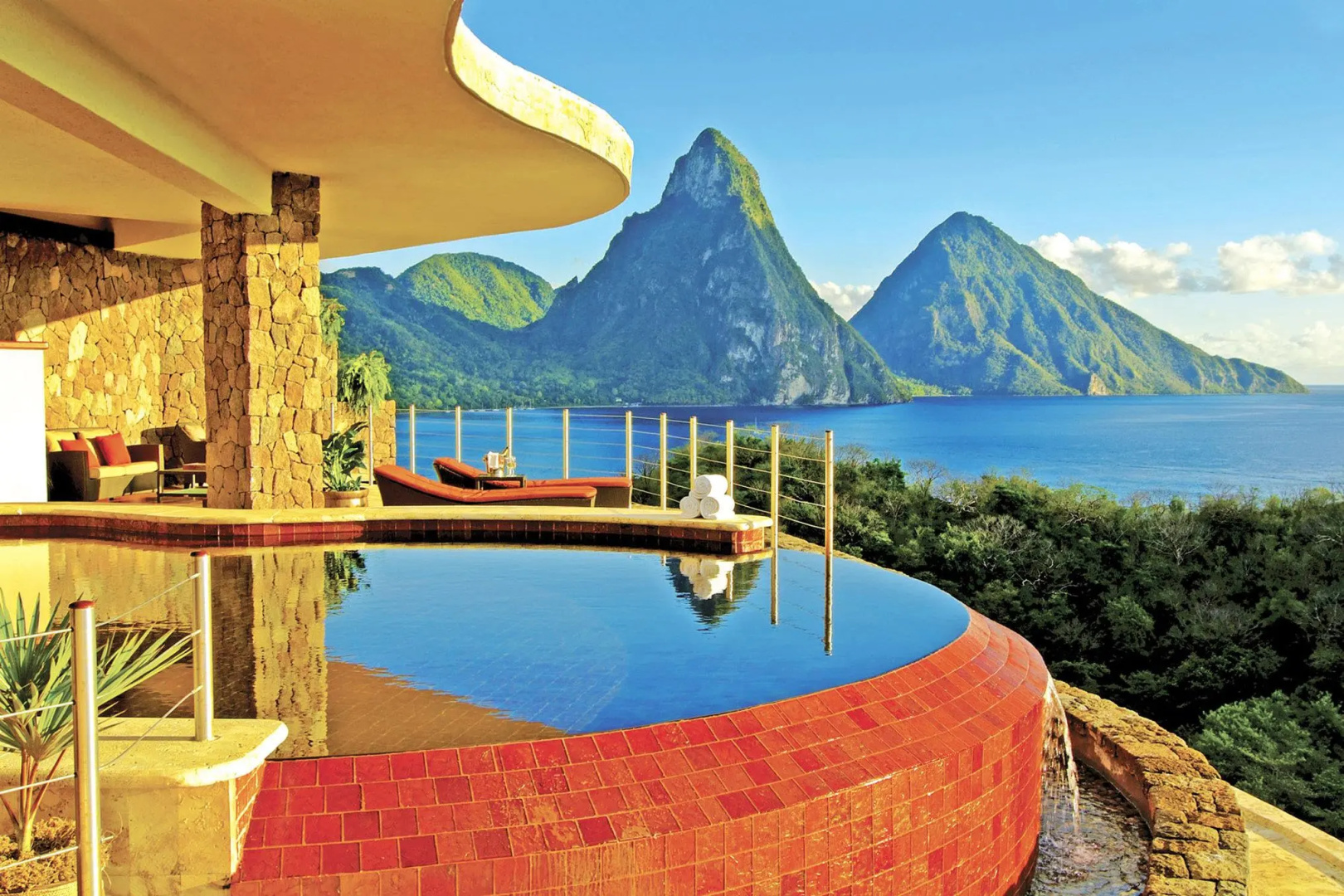 Jade Mountain Resort