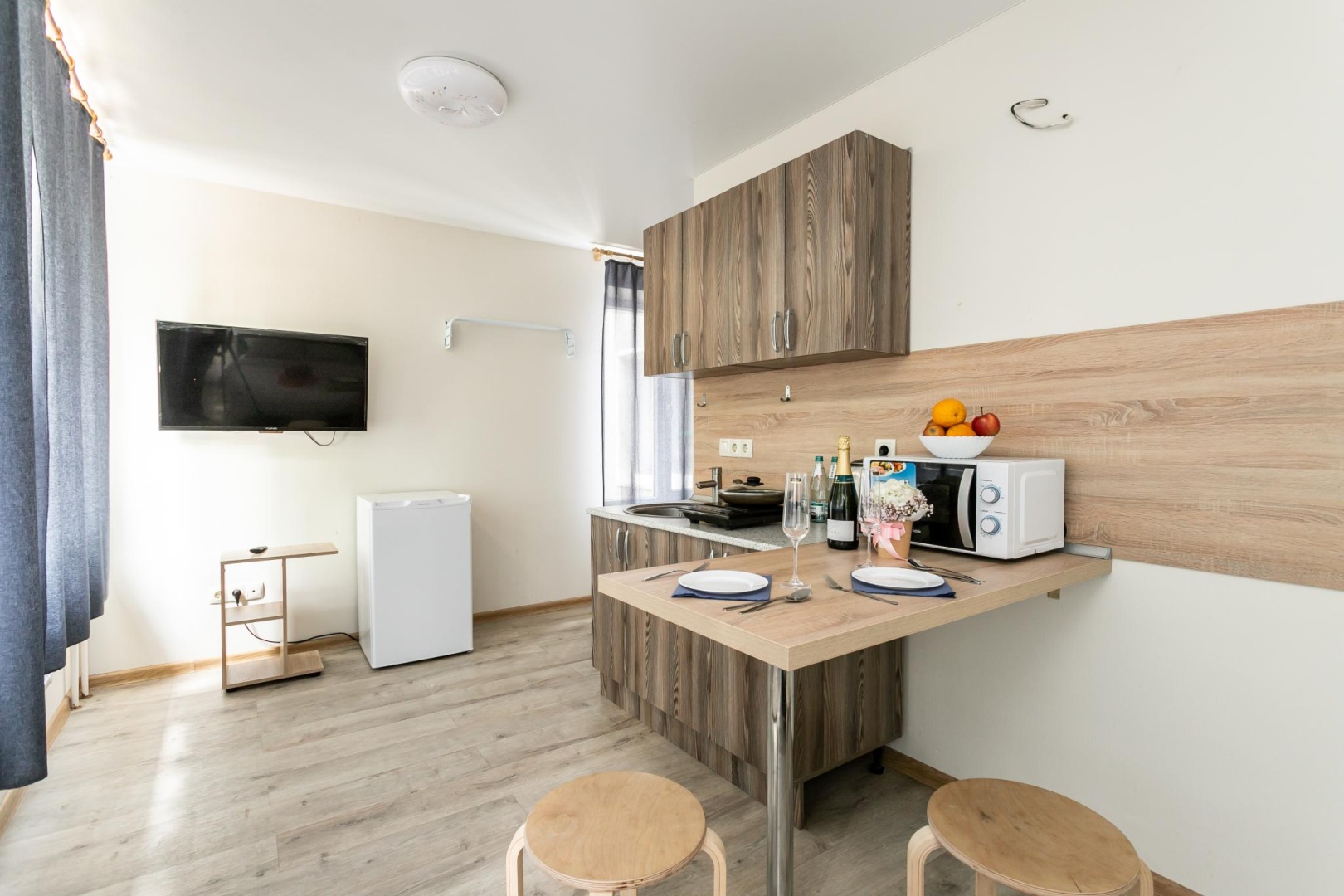 Home apartments (Хоум апартментс)