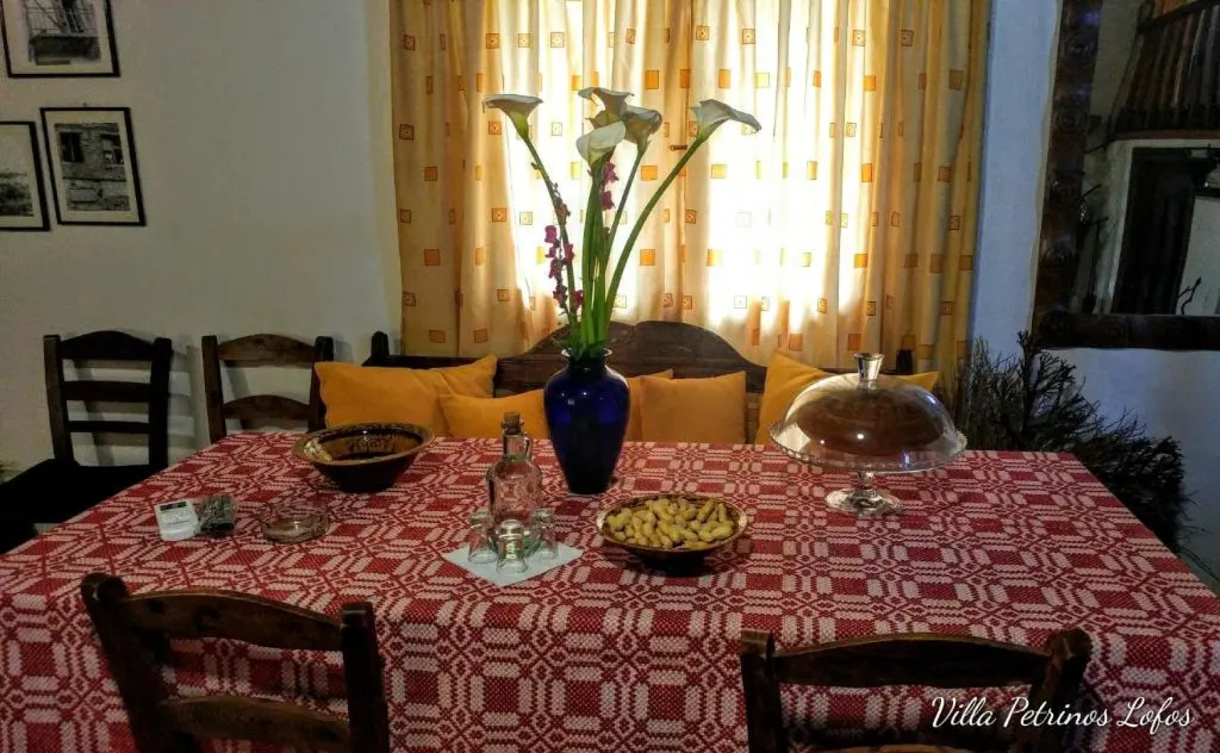 Villa Lofos Wood & Stone