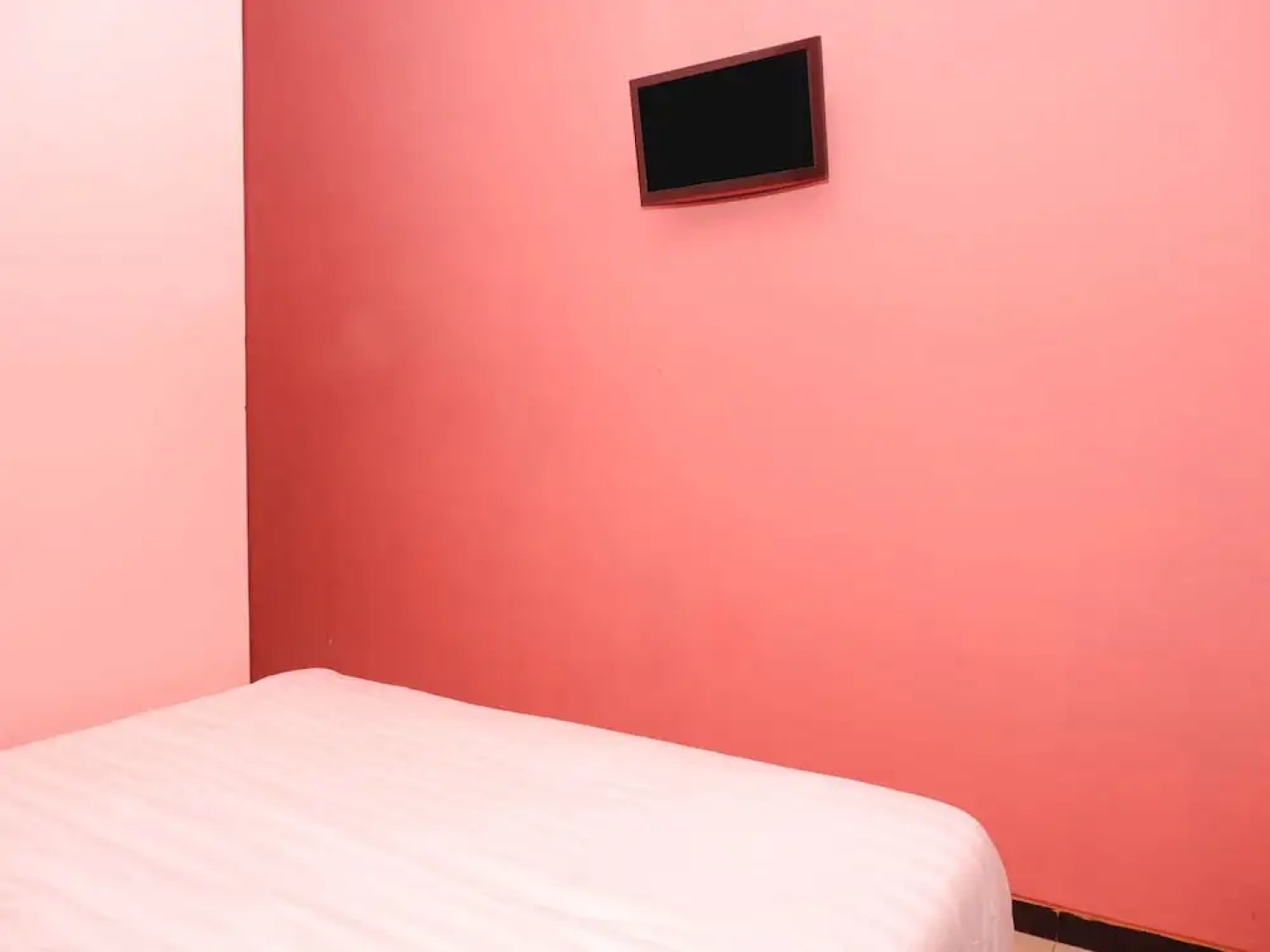 OYO 898 Joglo Family Hotel & Homestay