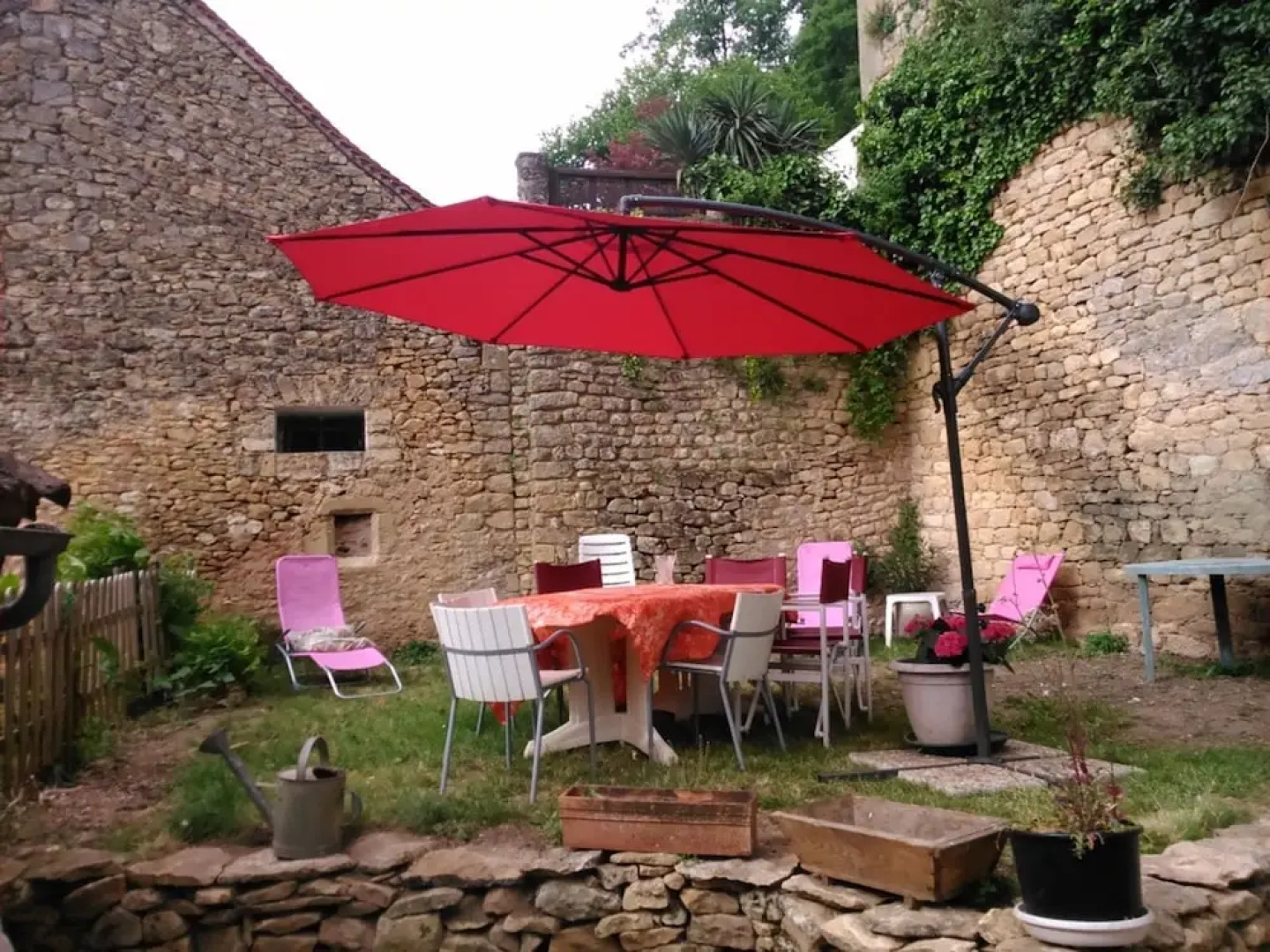 House With 2 Bedrooms in Limeuil, With Wonderful City View and Enclose