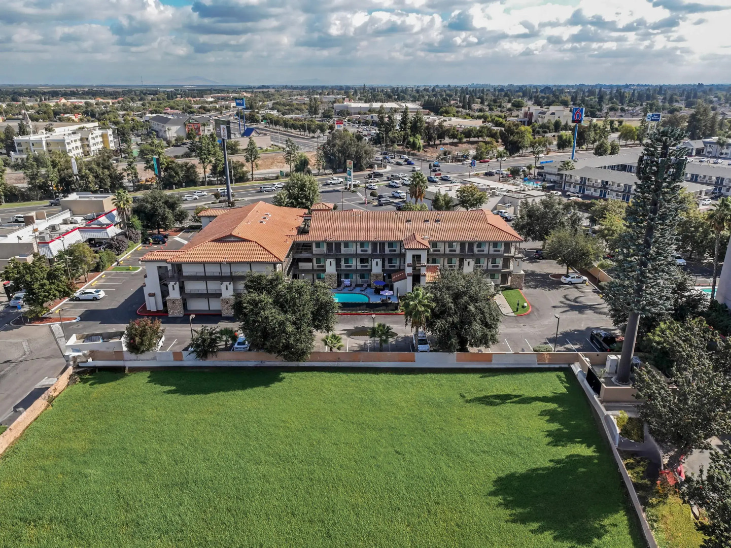 Hillstone Inn Tulare, an Ascend Collection Hotel