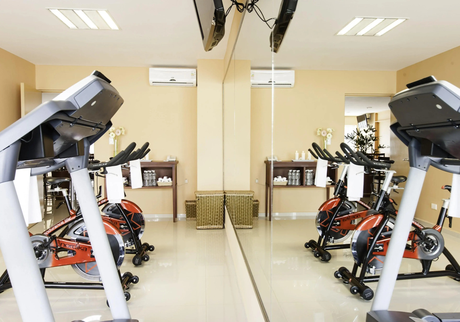 Hotel Misión Express Mérida Alta Brisa