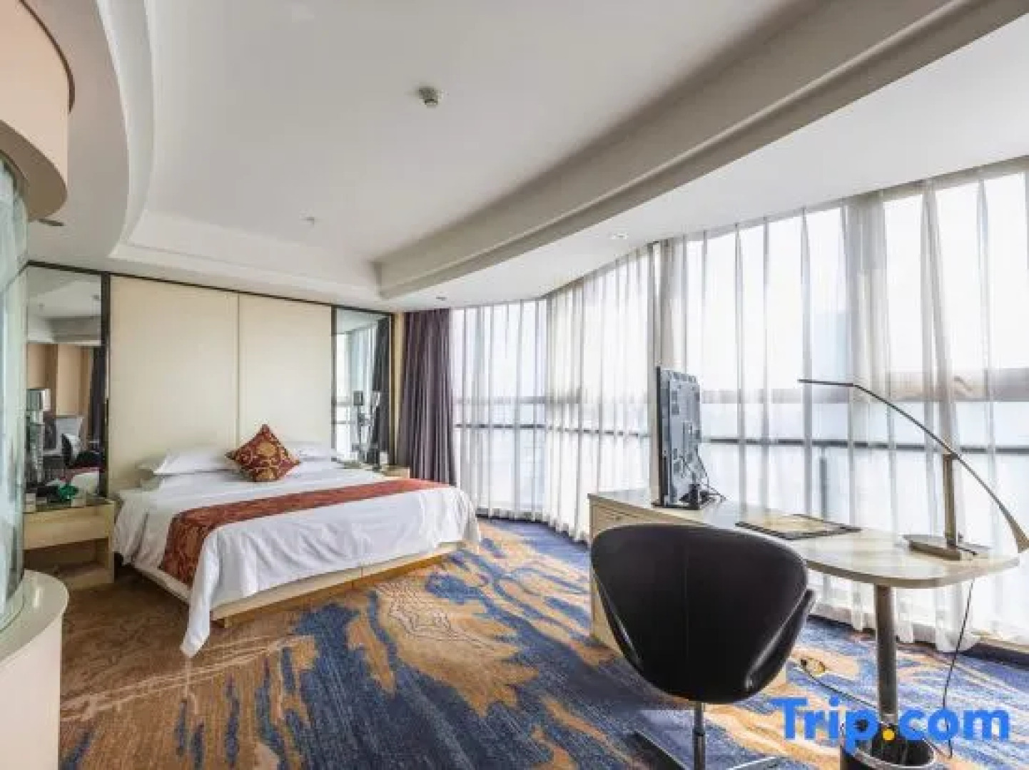 Golden Phoenix Hotel Luohe