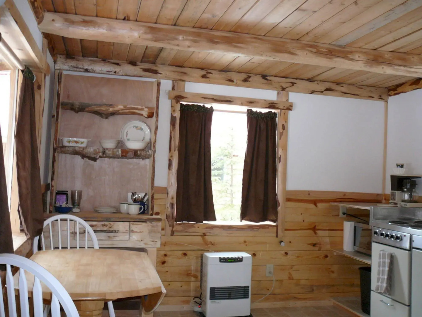 Meandering Moose Lodging