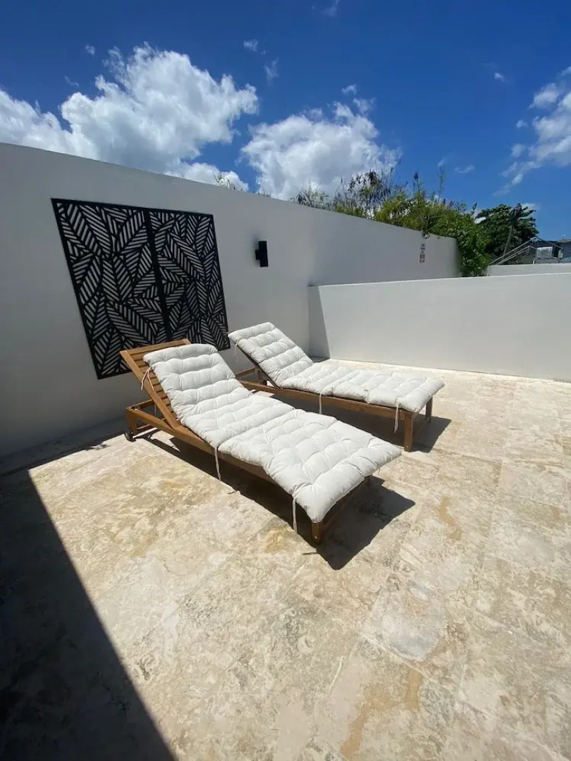 Sea Breeze Tunnel Hideaway 7