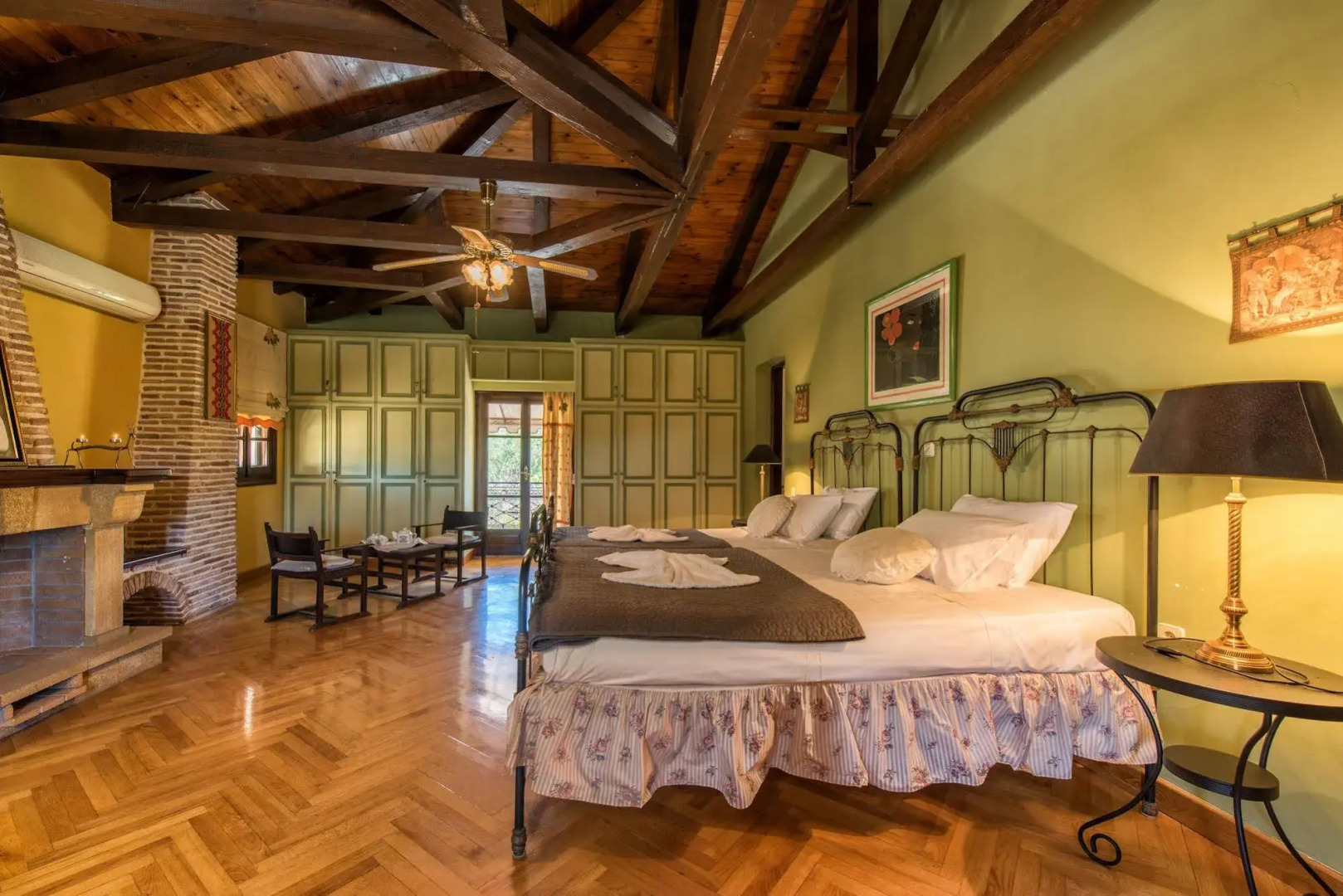 Sarakino The House of Literature