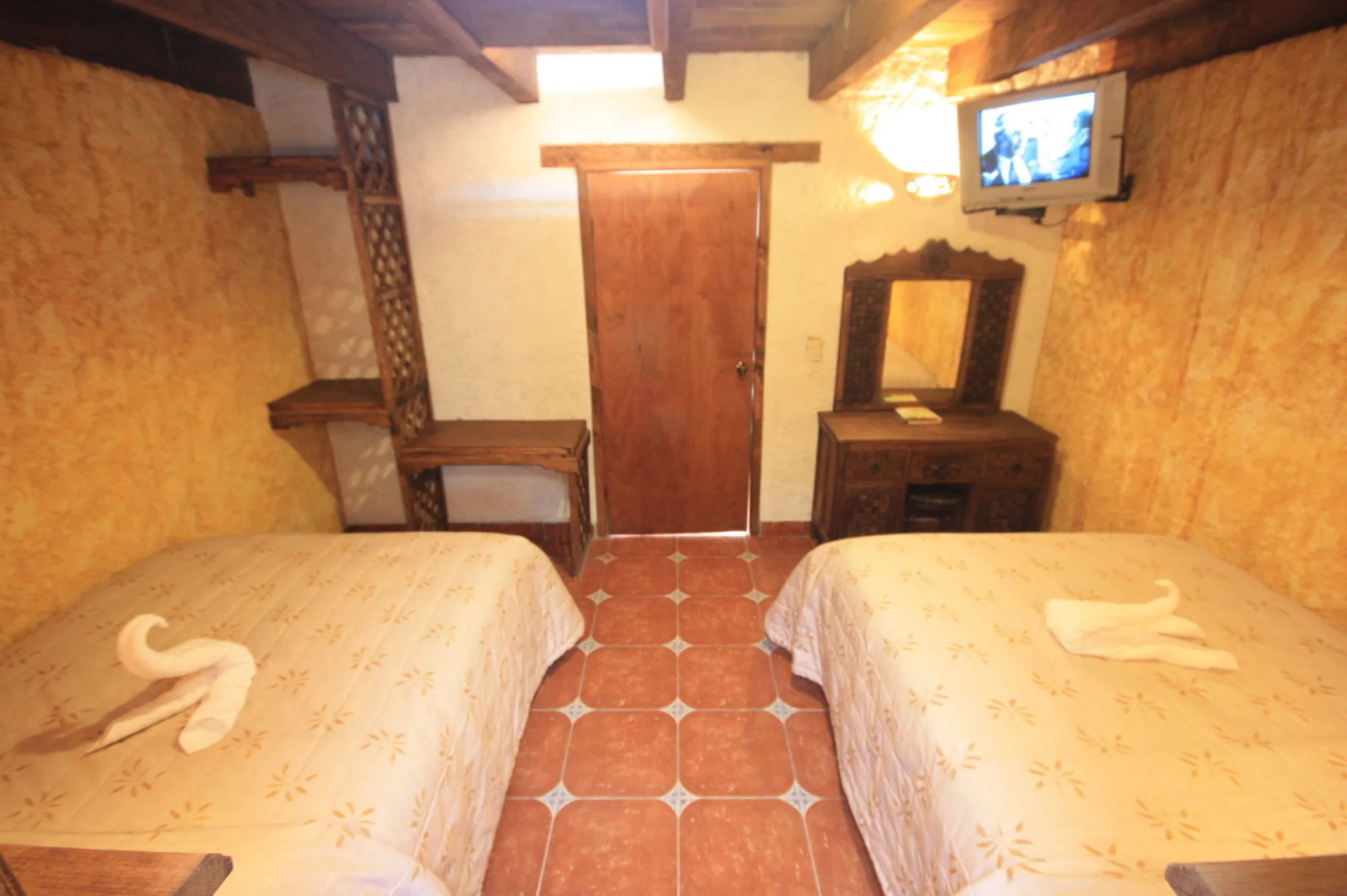 Hotel & Cava La Parroquia