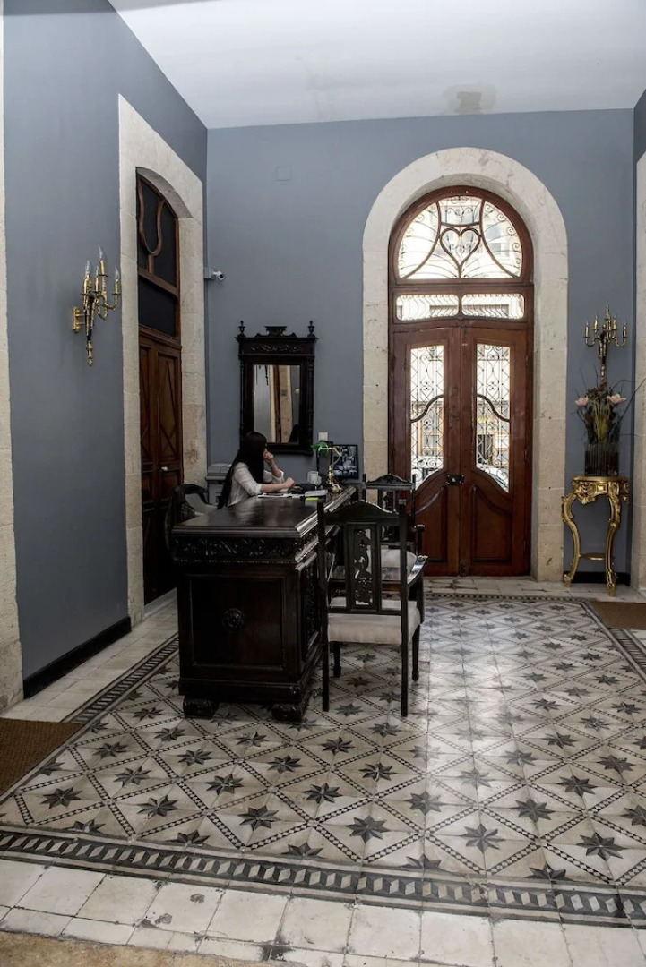 Li̇wan Deluxe Hotel