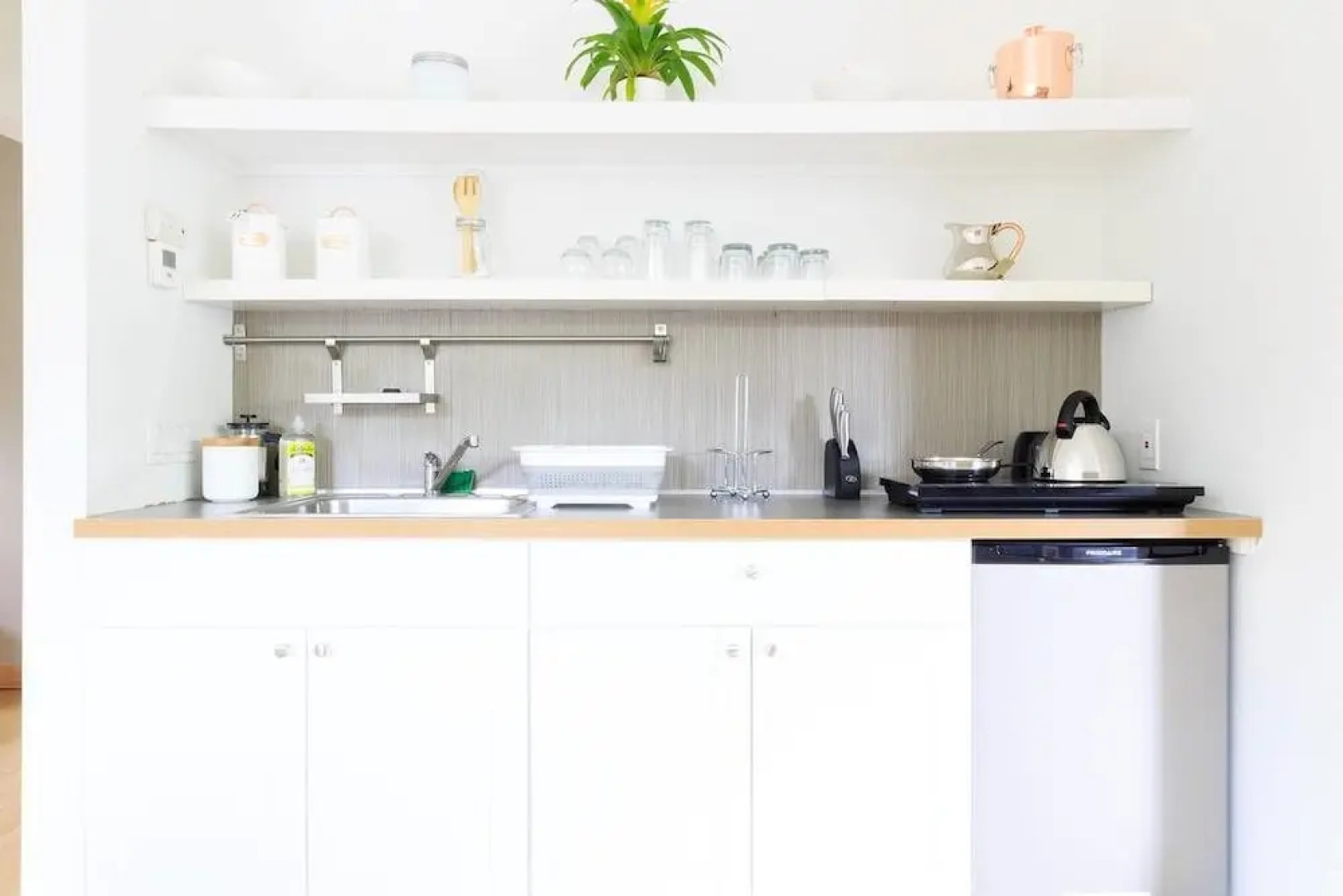 Argyle Penthouse Chic 1BR Apt 2 Sofabed