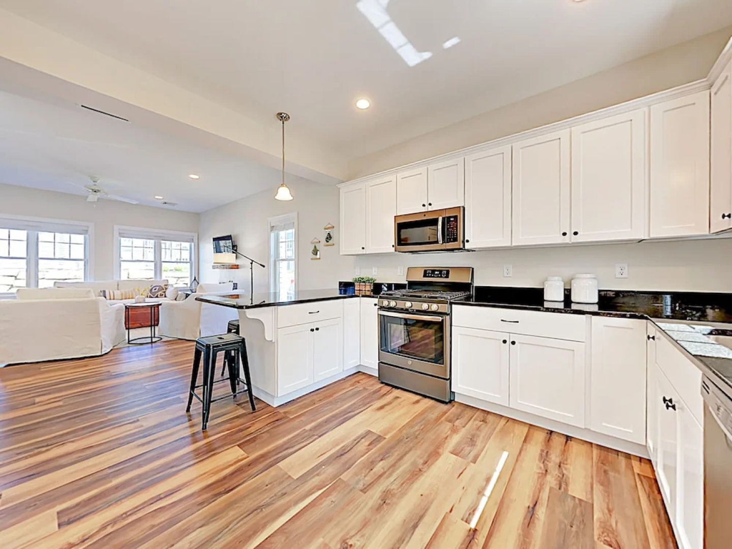 24 Arundel - 2 Br Home