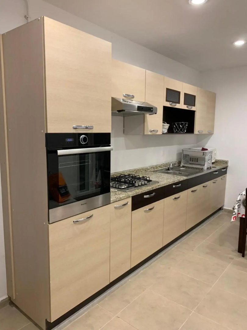 Charmant appartement f4 à la résidence Hasnaoui Oran POUR FAMILLE OU PRO UNIQUEMENT