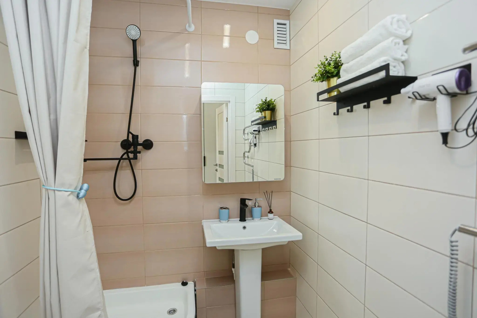 SunSet (СанСет) на улице Новокузнечихинская 2