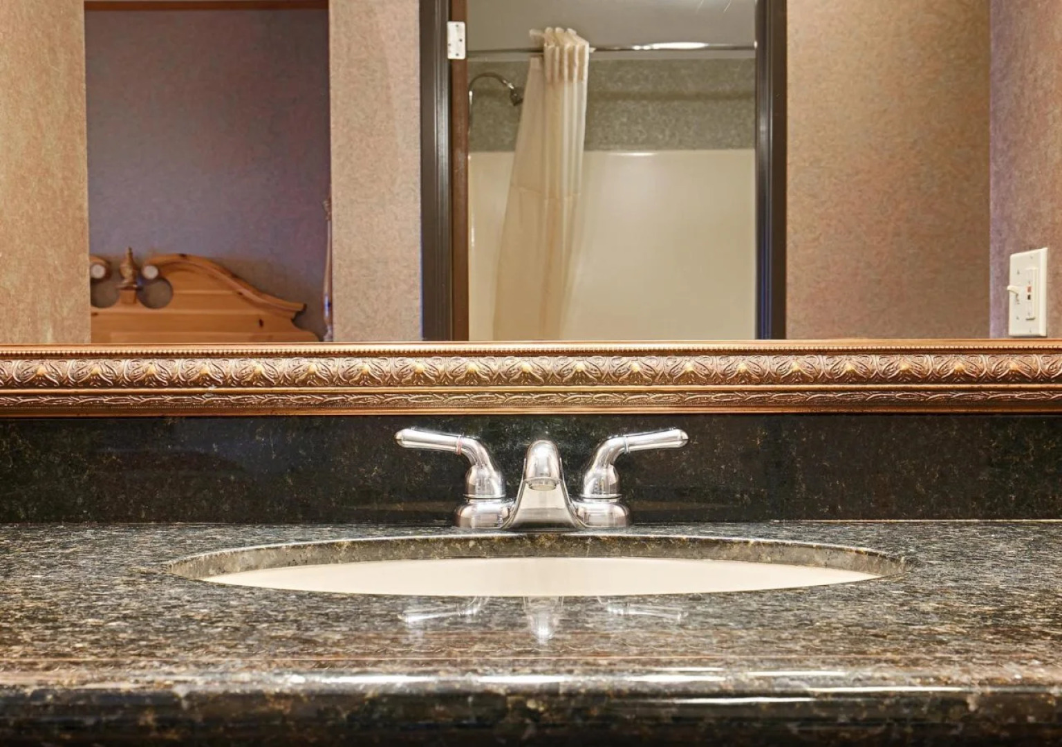 Best Western Plus Dockside Waterfront Inn