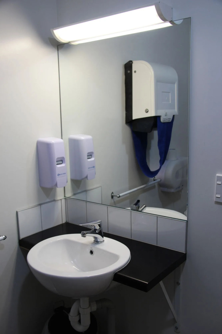 Trek Global Backpackers