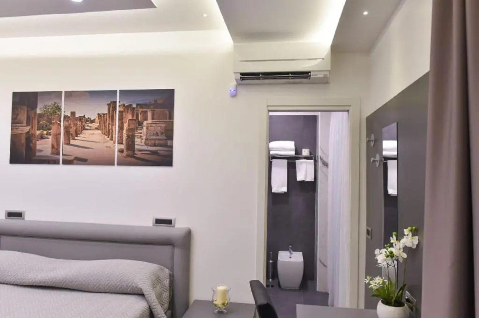 Pompei Inn Ruins Luxury Suites