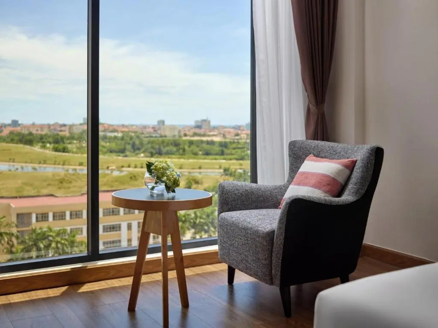 KHáCH SạN SAM QUảNG BìNH