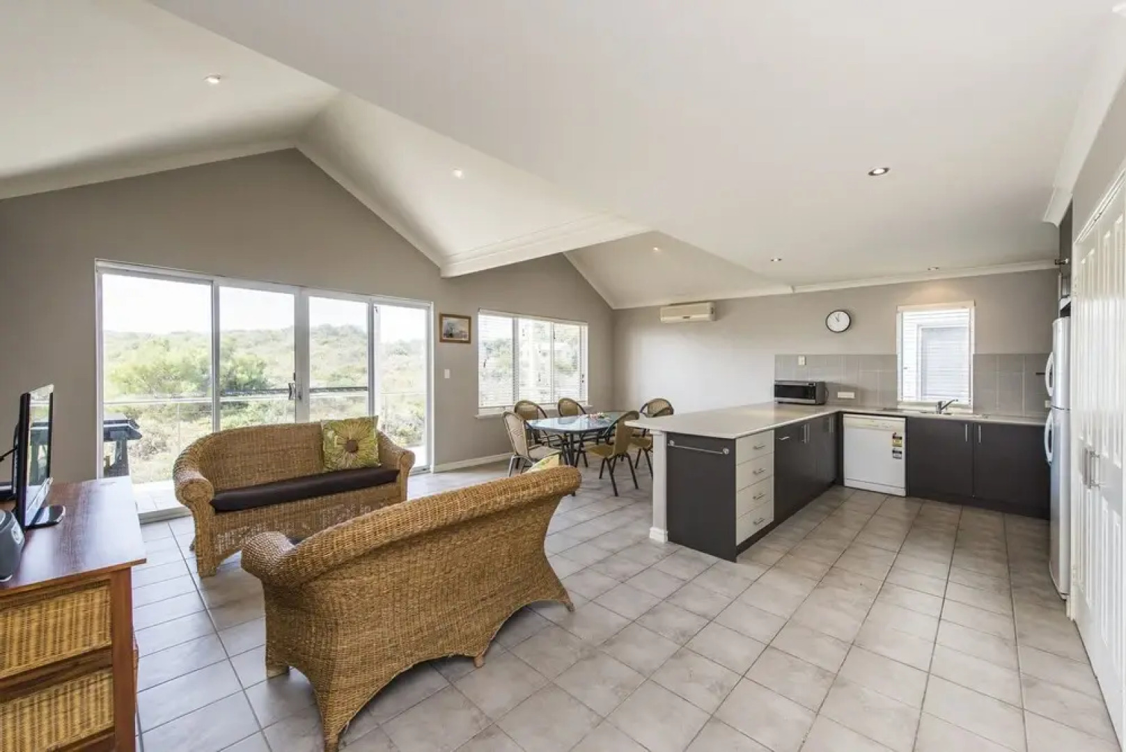 Ledge Point Village - Villa 25 - Pool & Tennis Facilities