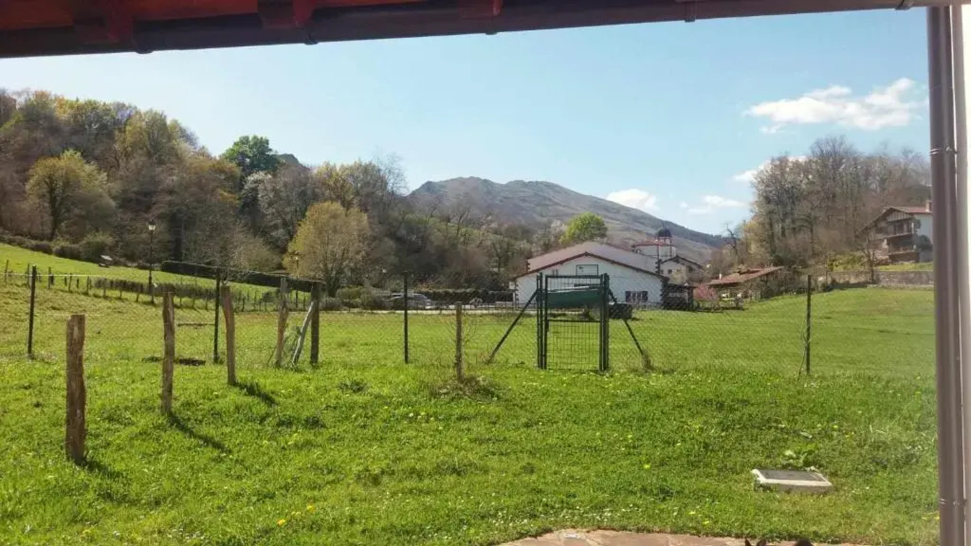 Habitacion dormitorio rural itaka