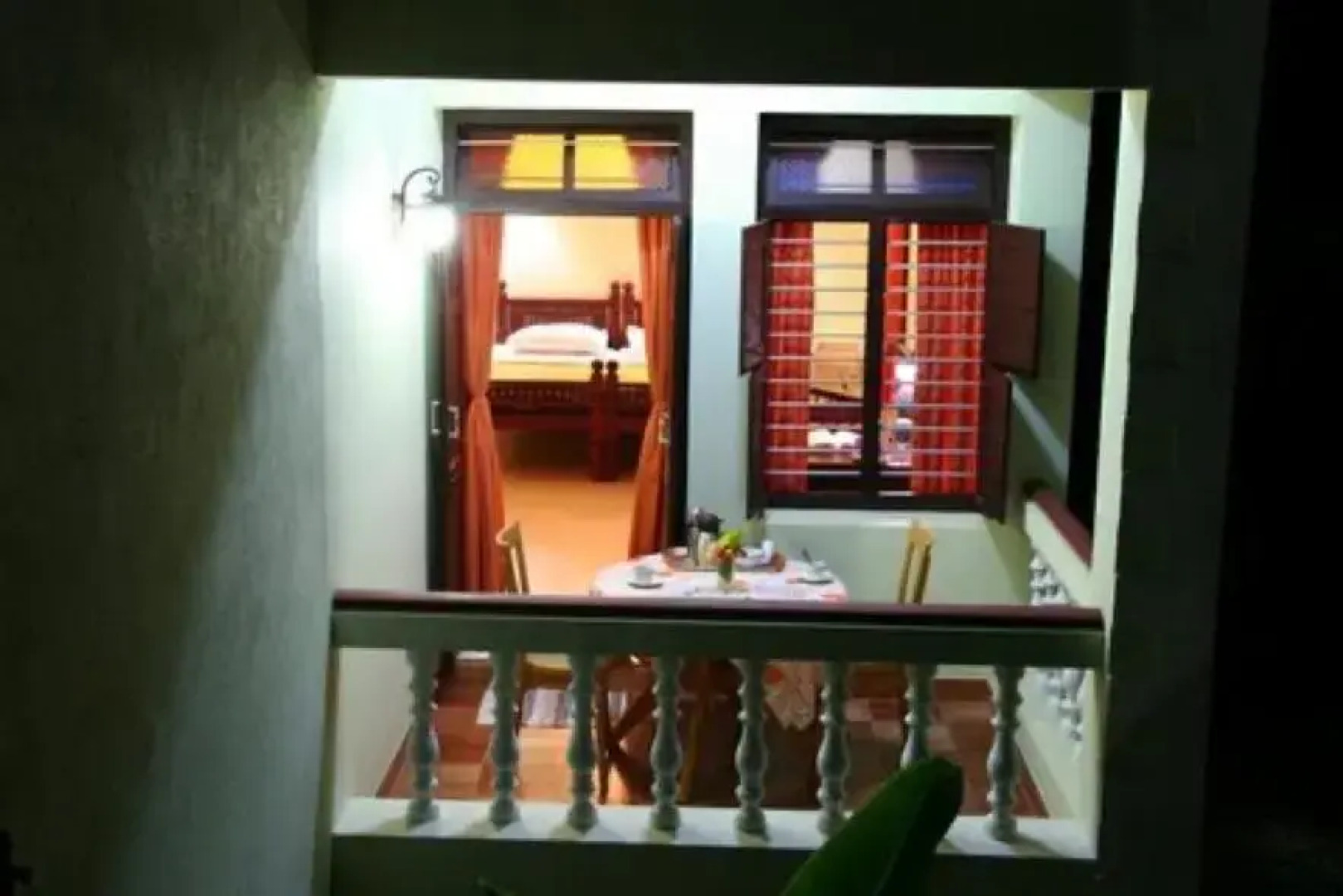 Hotel Alps Residency