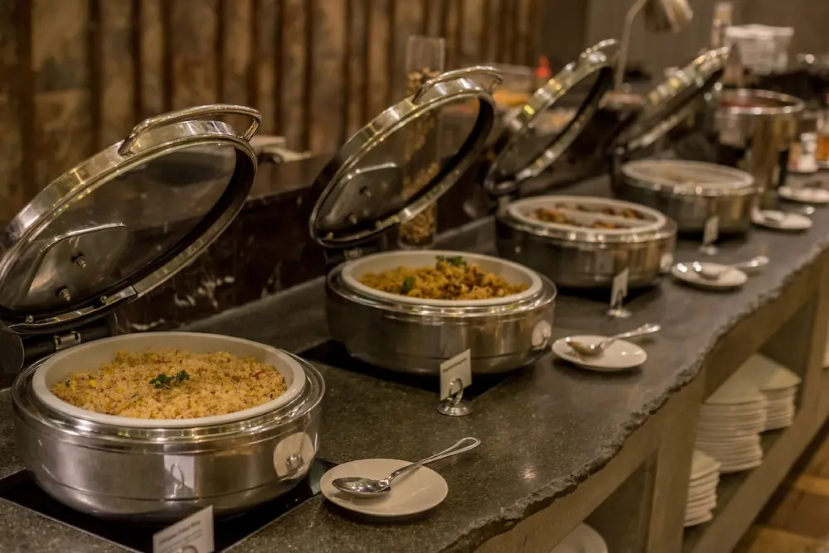 Graha Makara Suite Hotel & Residence