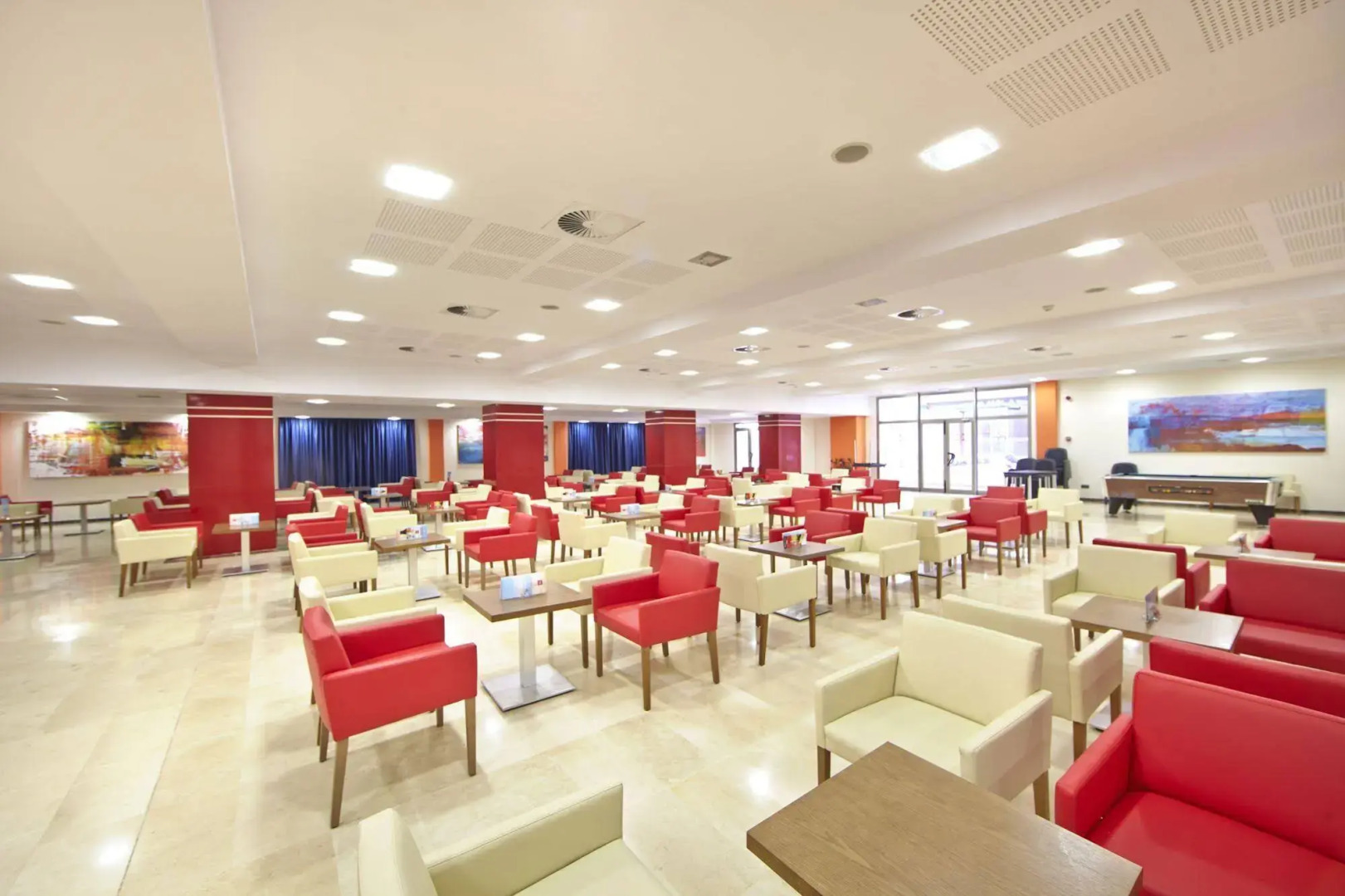 MLL Caribbean Bay Hotel