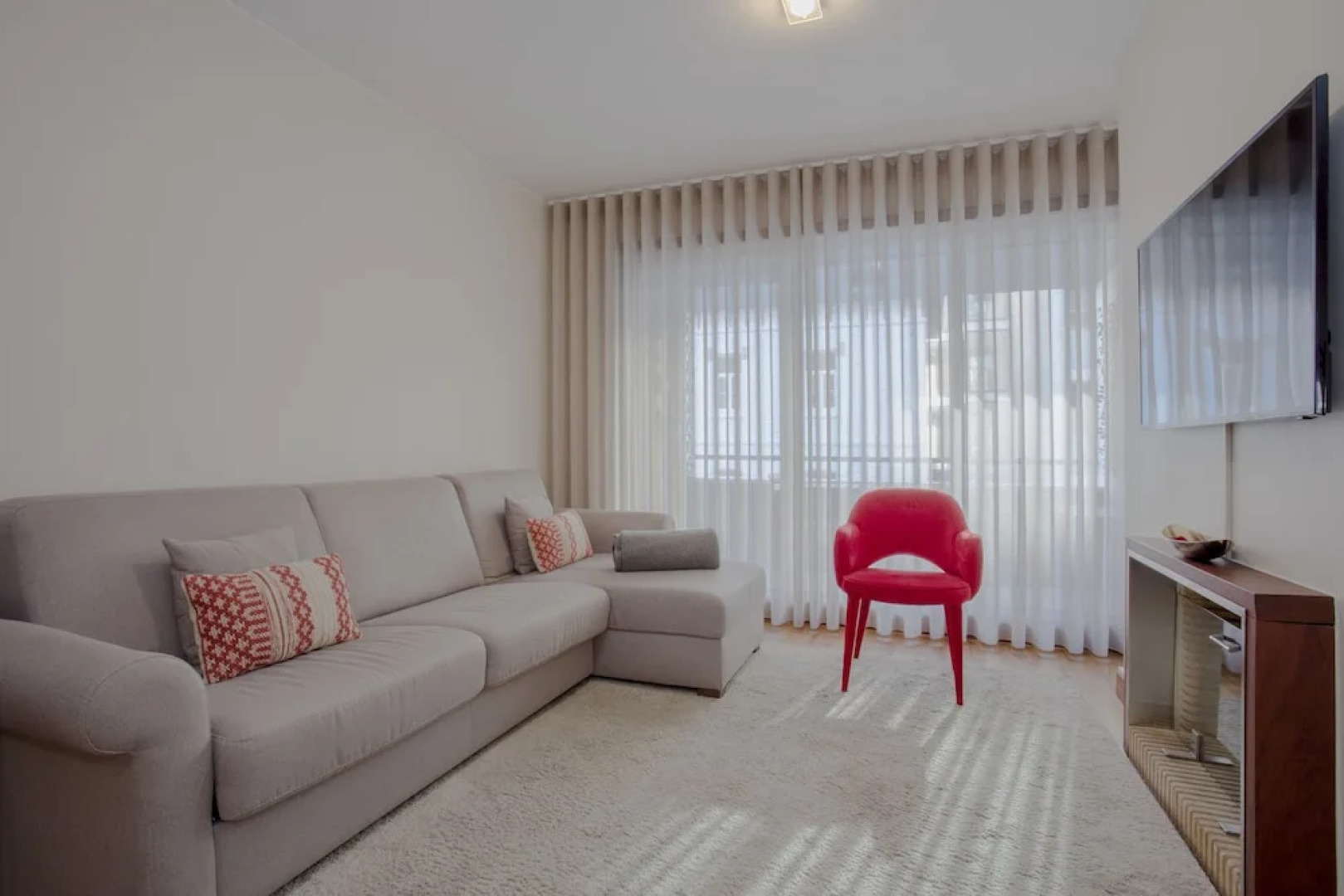 Liiiving in Matosinhos- Seaside Delight Apartment