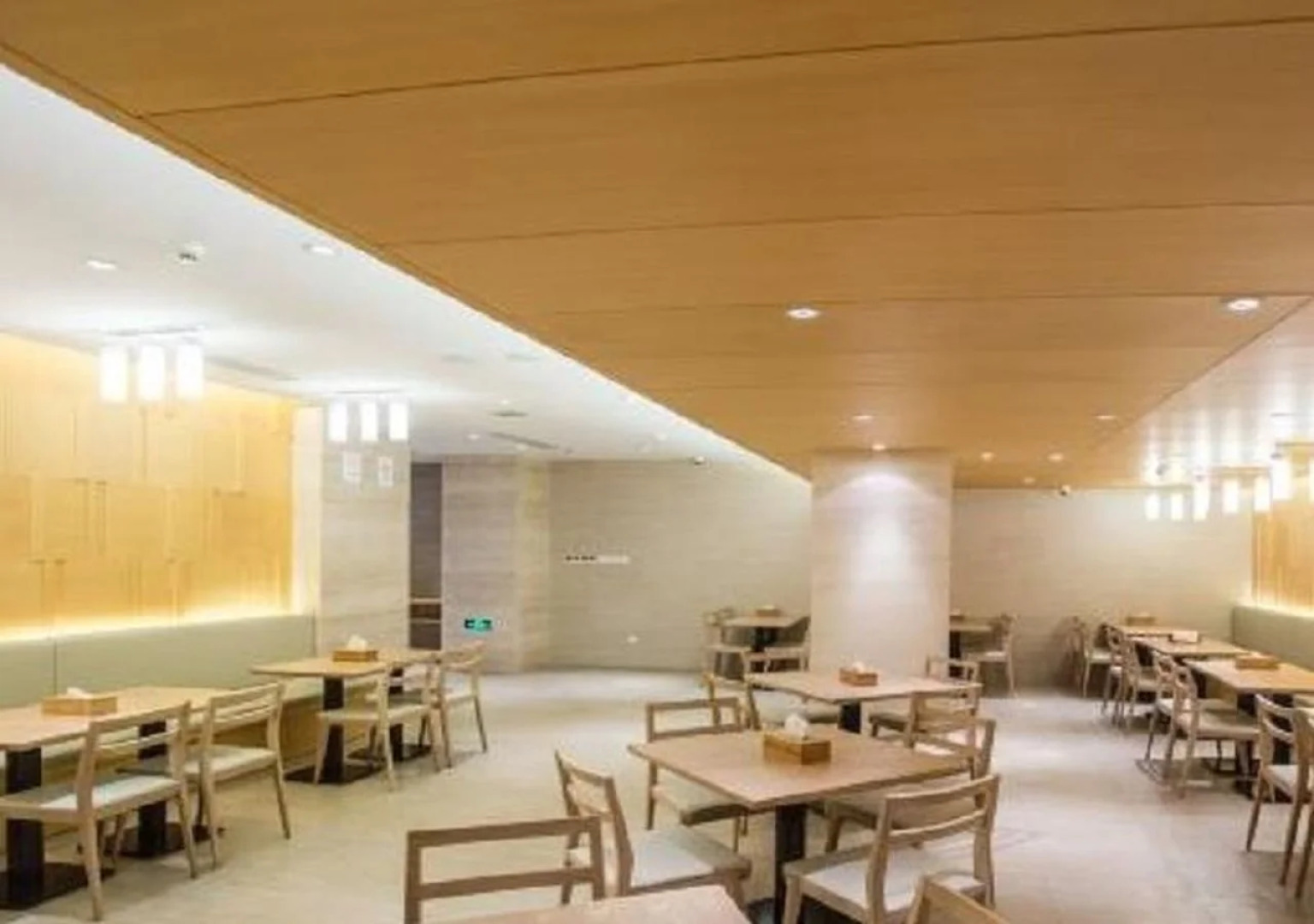 Hanting Seasons Dalian Qingniwa Bridge