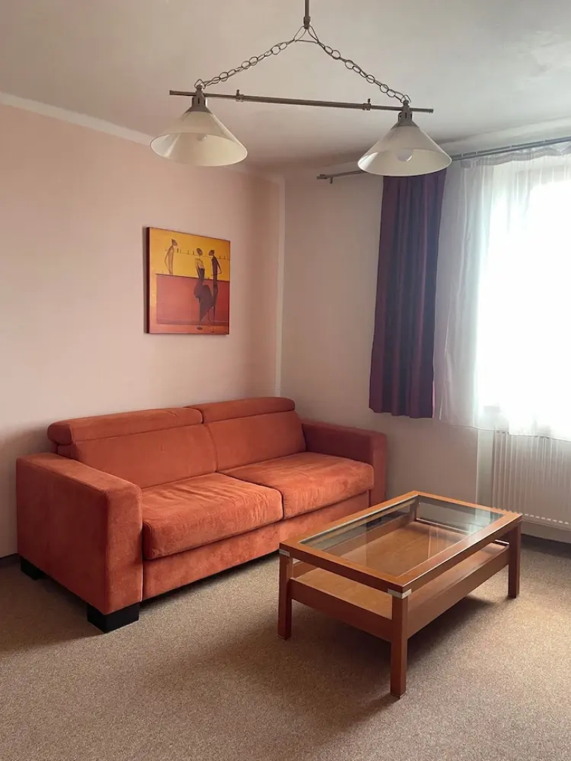 Hotel Ostrov Garni
