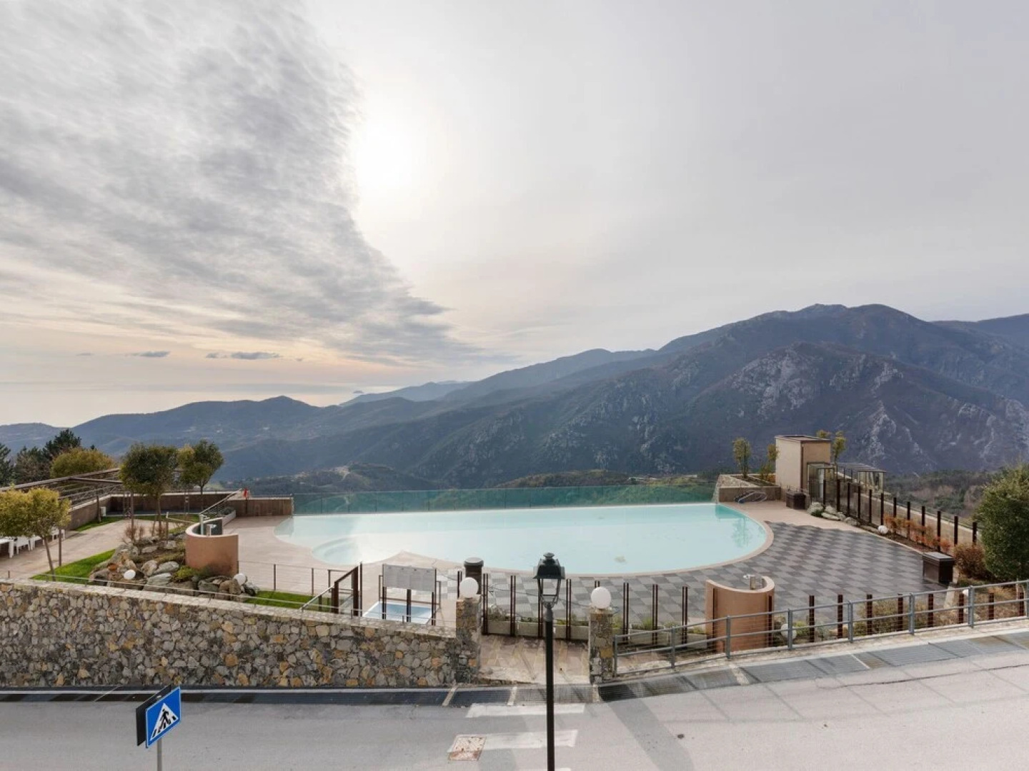 Graceful Holiday Home in Magliolo With Swimming Pool