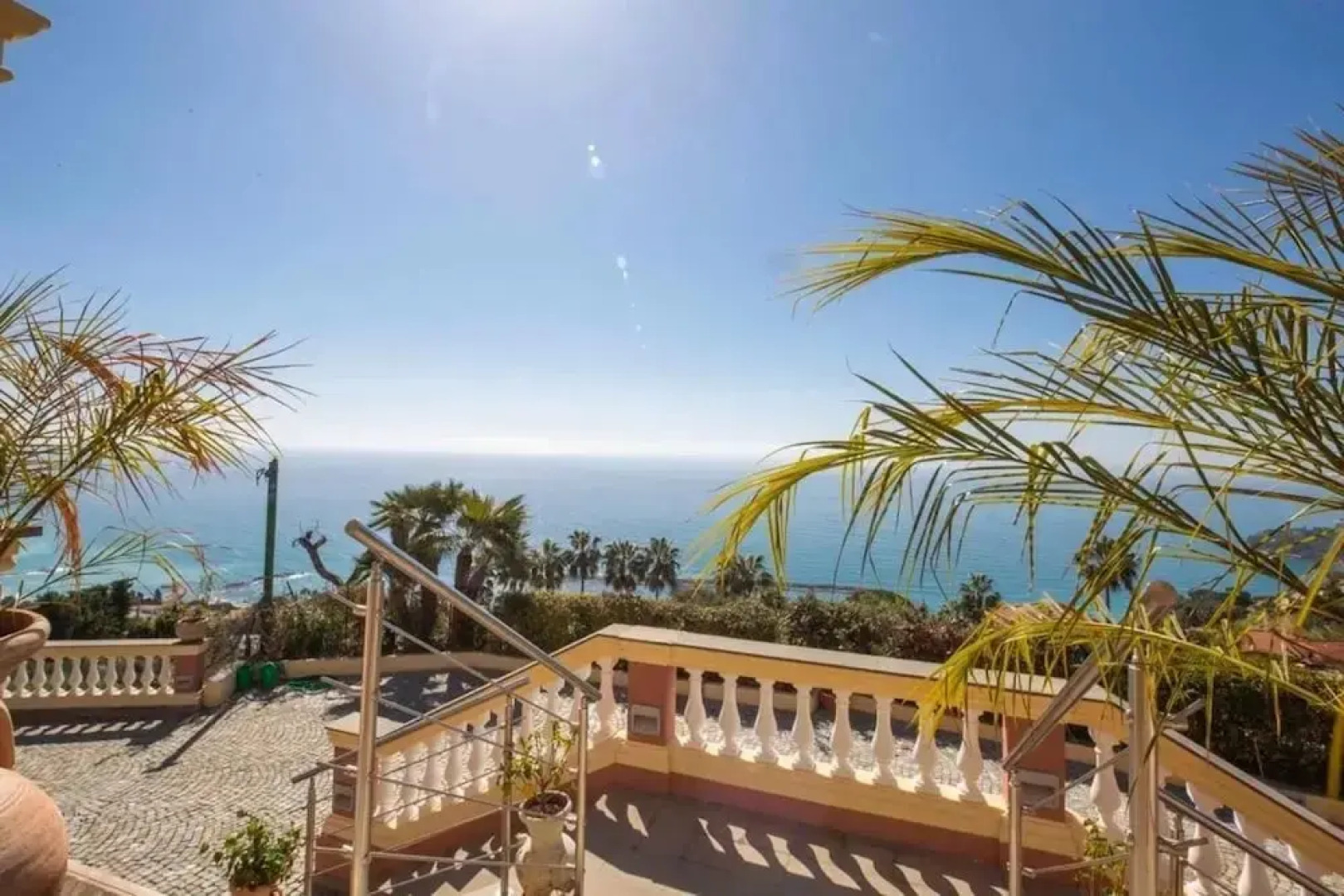Villa Paradise-sleeps 20-pool-sea Views-pets