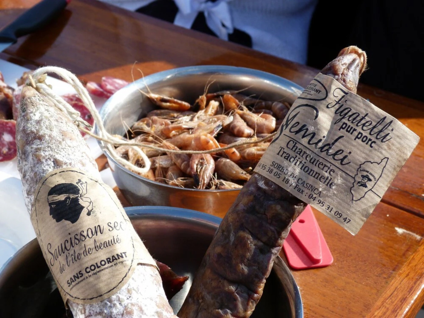 Nuit sur un voilier au Bono