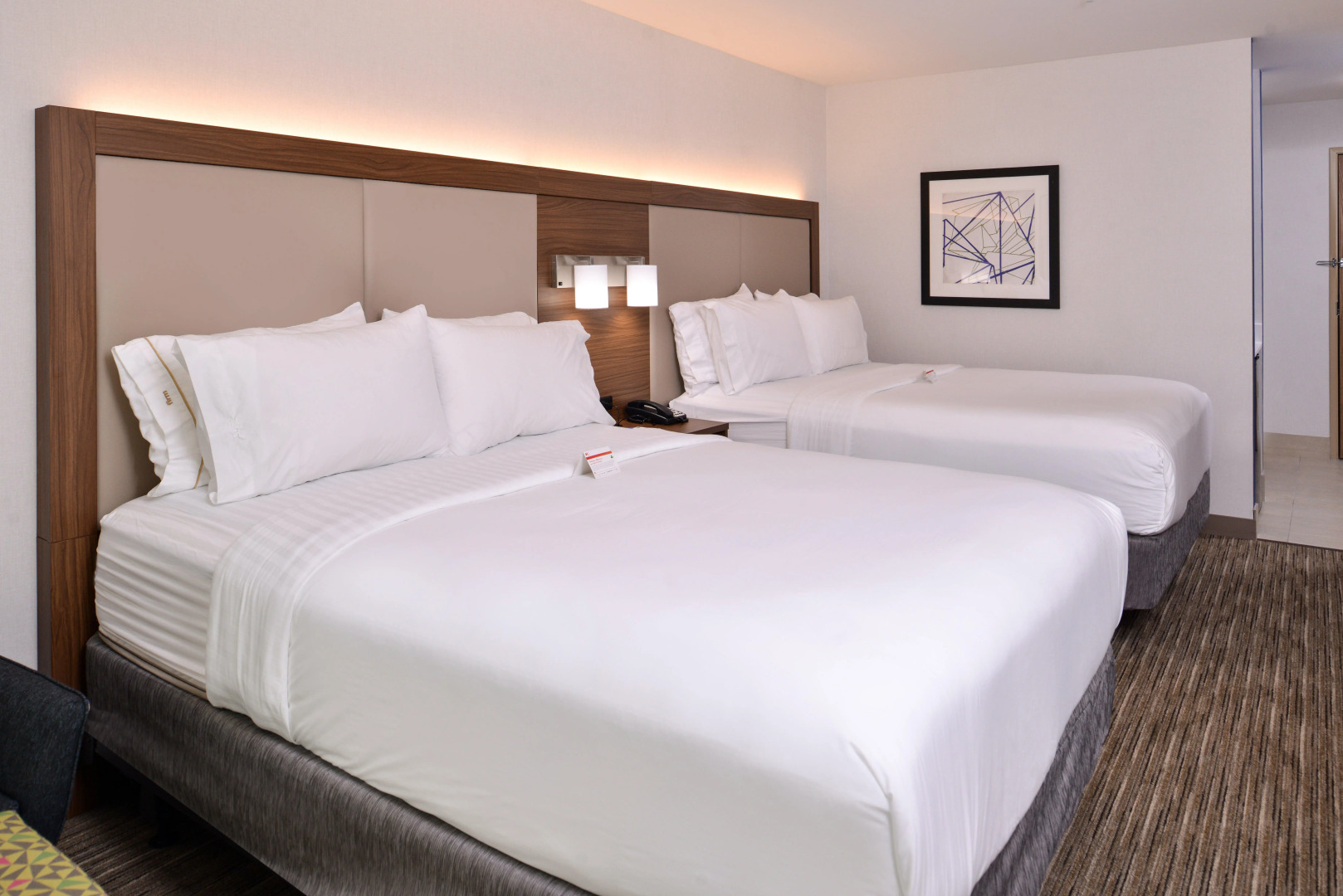 Holiday Inn Express & Suites Lacey – Olympia by IHG