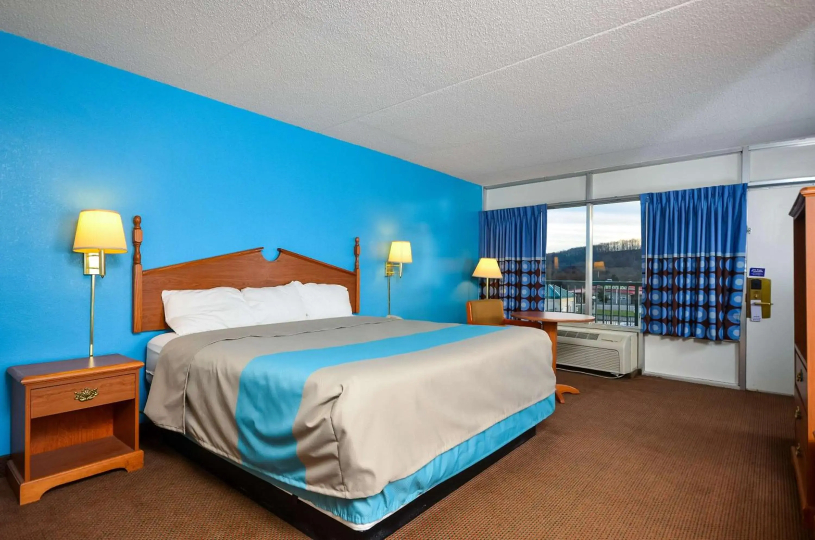 Motel 6 Pulaski, TN