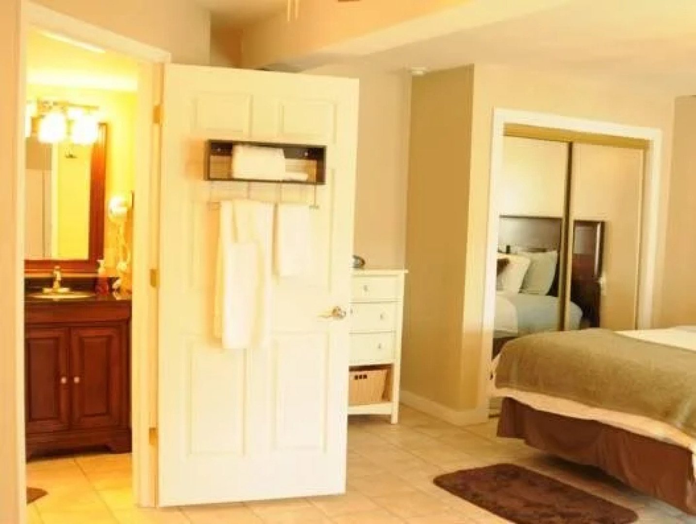 Acorn Hill Lodge and Spa