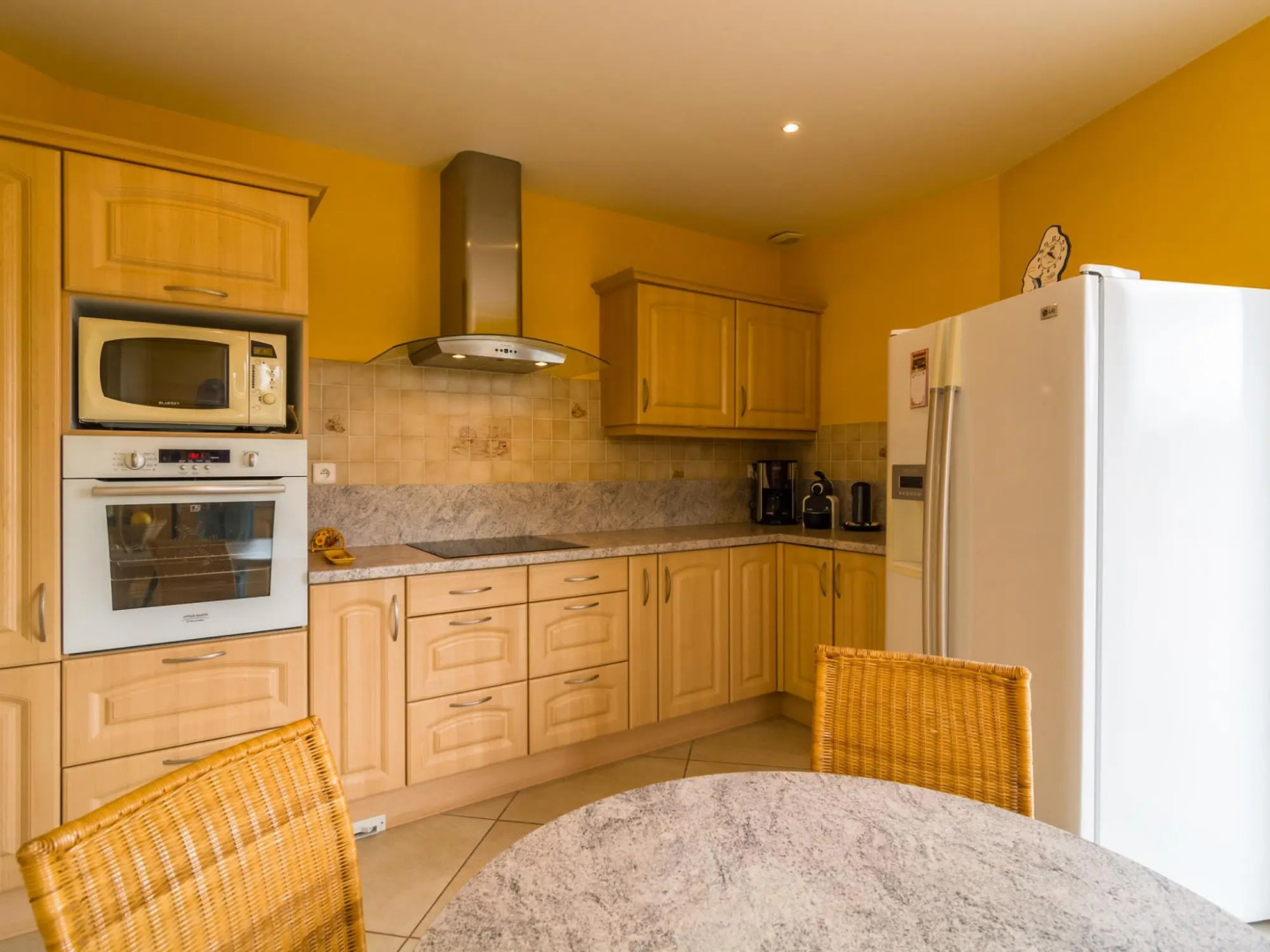 Luxury Holiday Home in Pierrerue With Private Pool & Centre Nearby