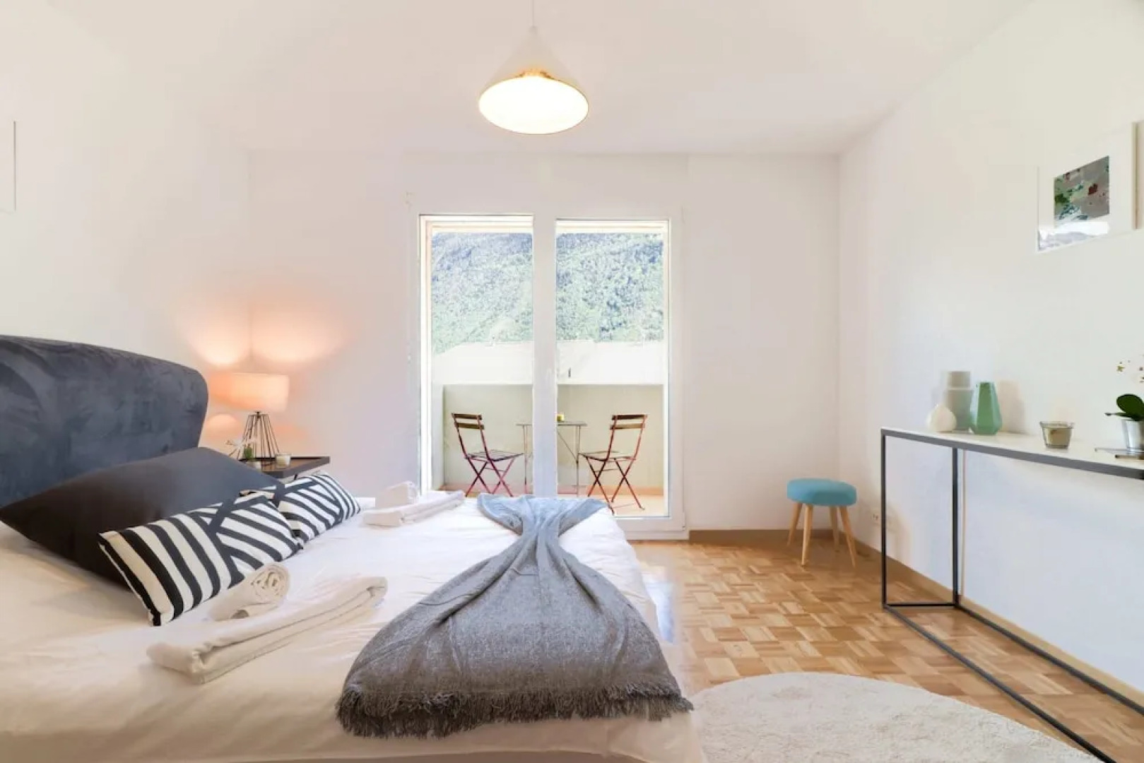 Nice and Recent Apartment Ideally Located in Martigny, Self Check-in