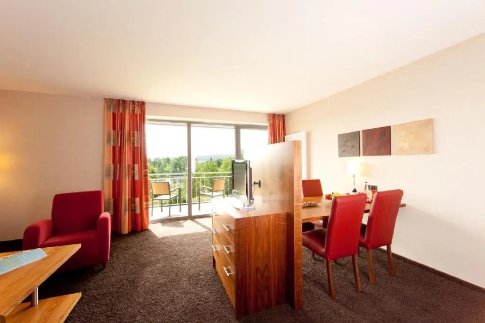 Seehotel Kell am See