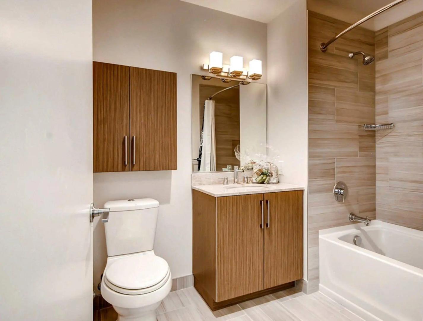 Global Luxury Suites at Newport