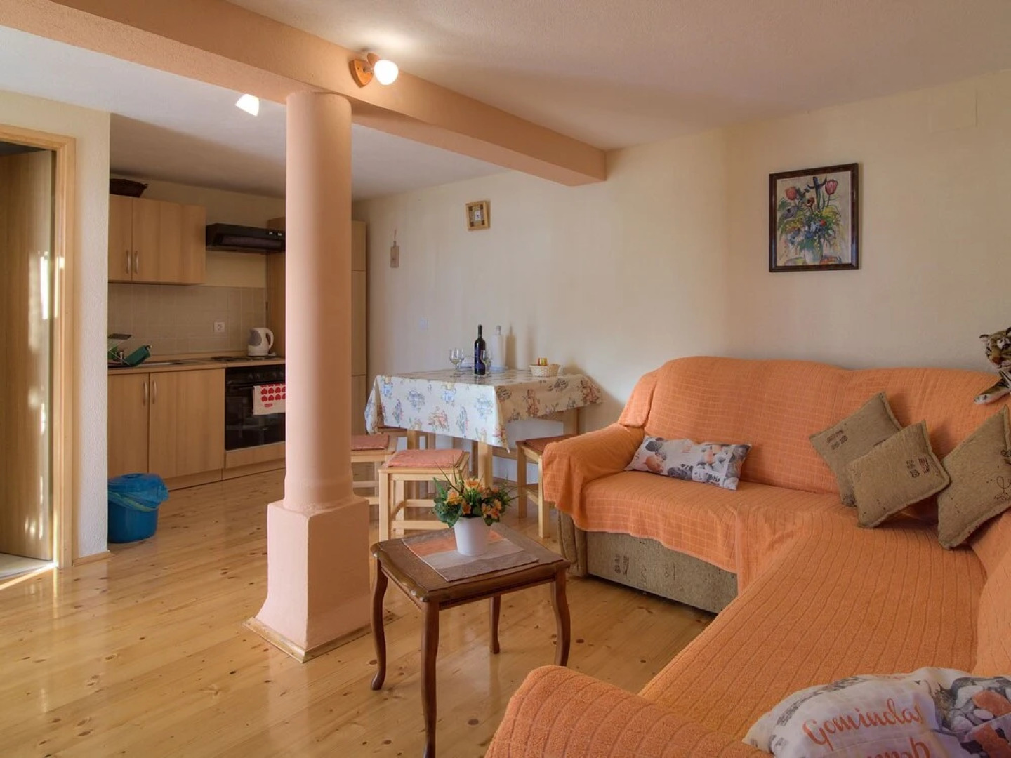 Fantastic two Storey Holiday Home With Beautiful Garden, Amazing Panoramic View