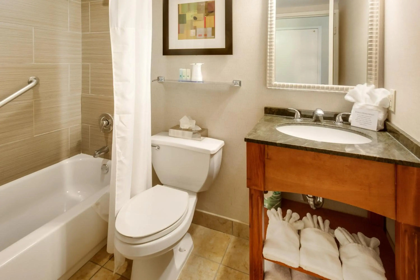 Chester Hotel & Conference Center