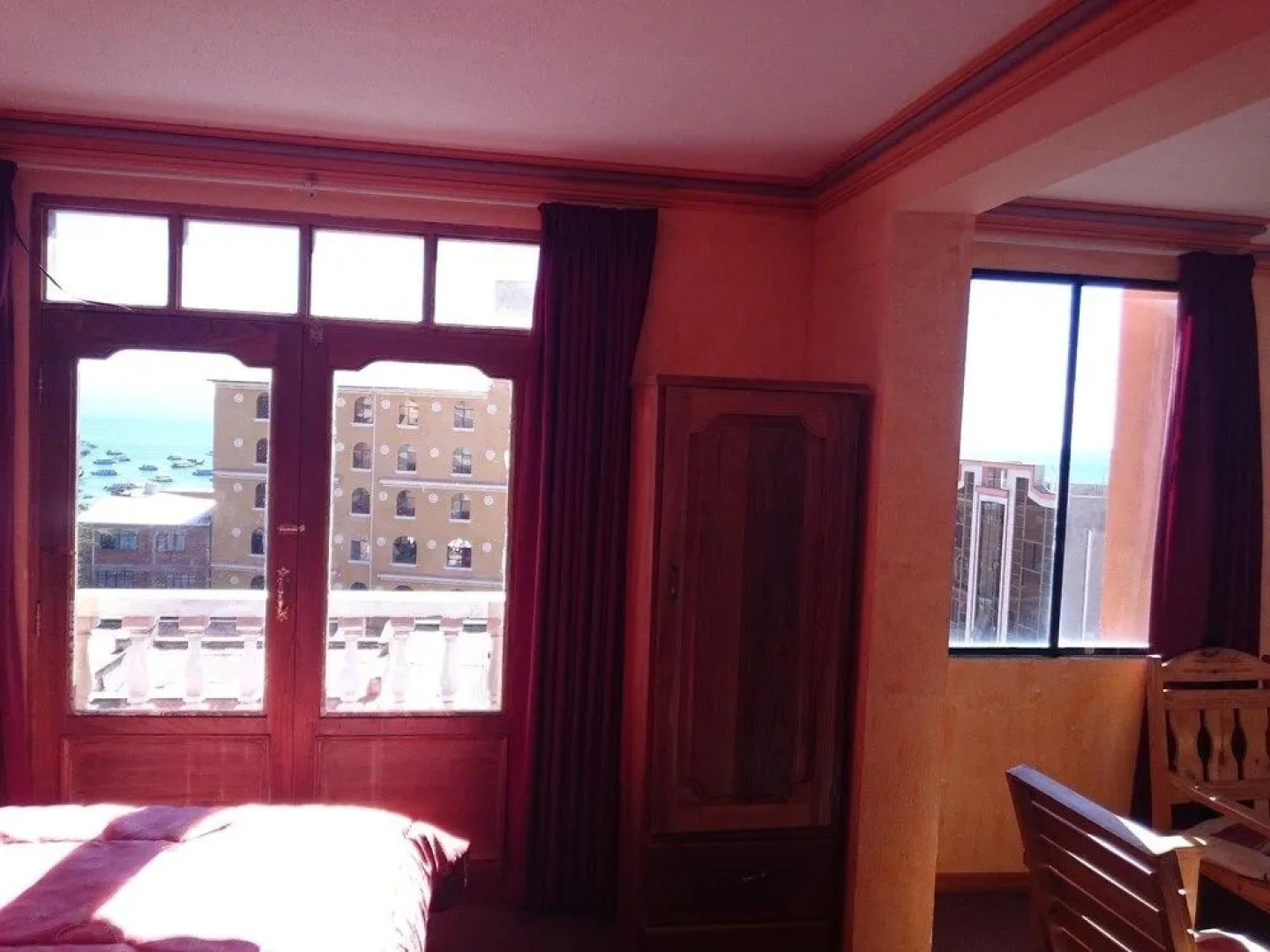 Hostal Real los Andes del Lago