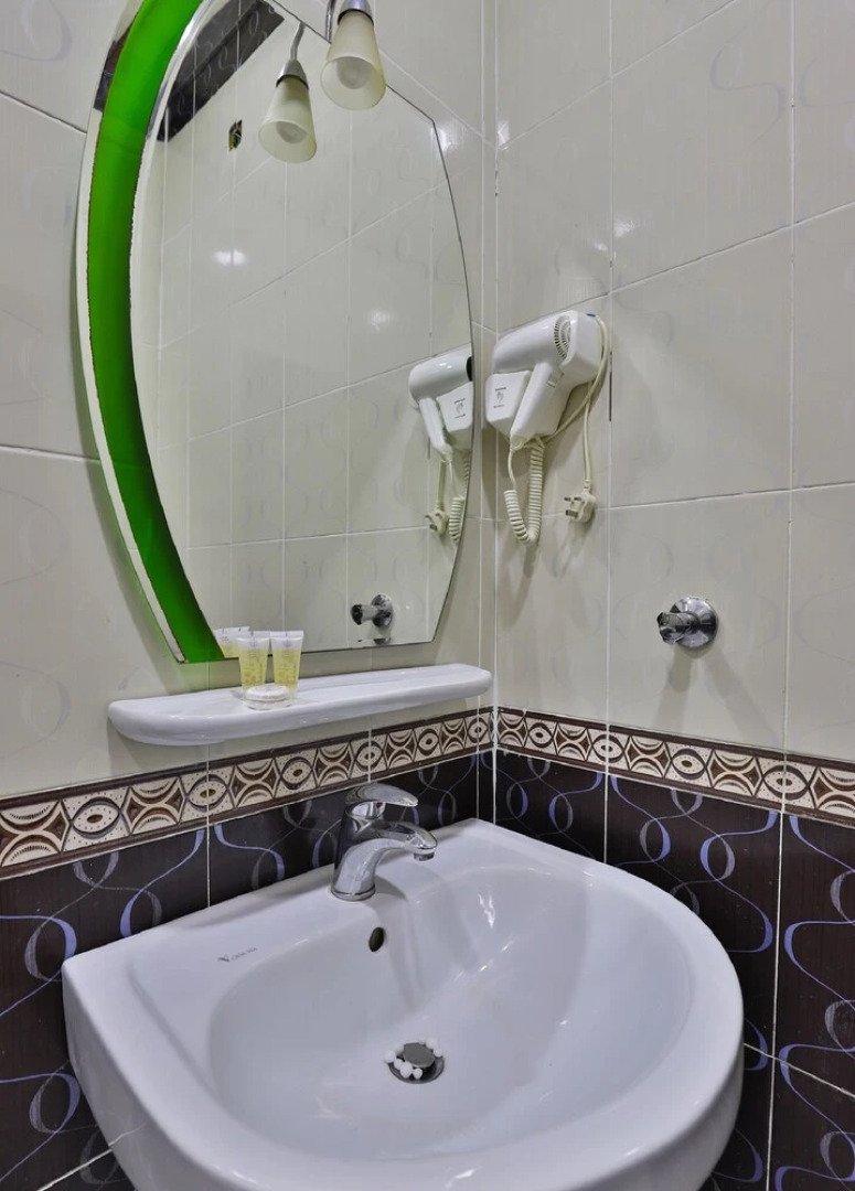 OYO 272 Luluat Yanbu