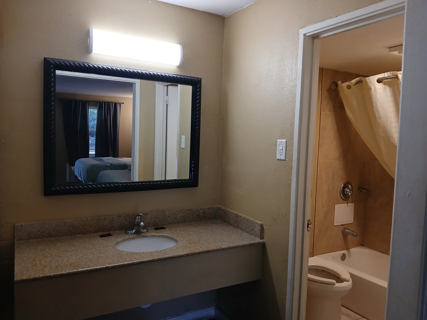 OYO Hotel Tallahassee Downtown