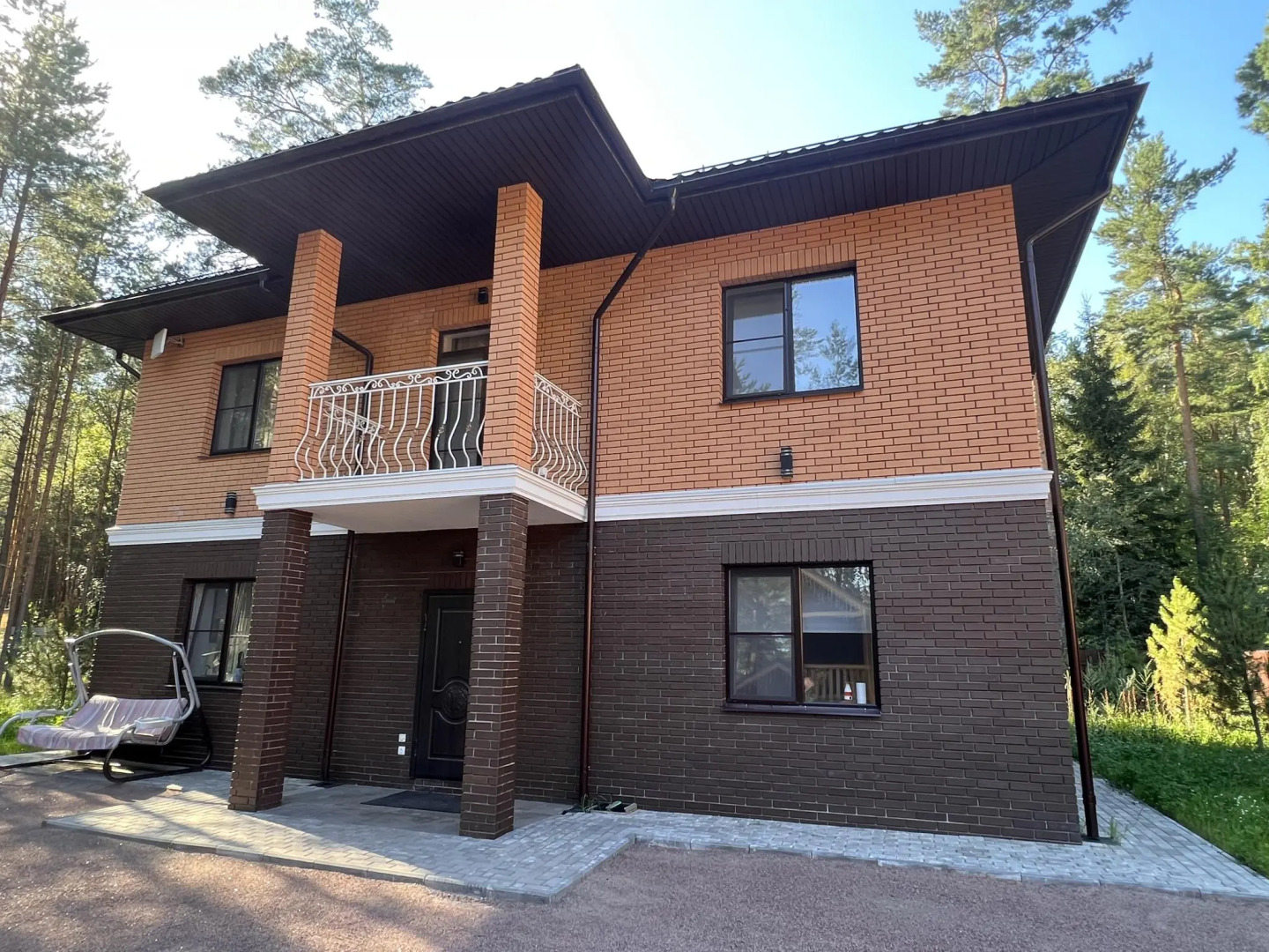 Загородный дом в деревне Морье